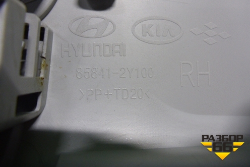 Обшивка стойки центральная верхняя правая (858412Y100) для Hyundai ix 35 с 2010г
