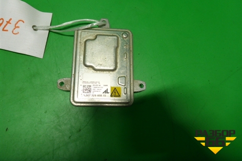 Блок розжига ксеноновой лампы (130732946815) для Land Rover Range Rover Sport с 2013-2022г