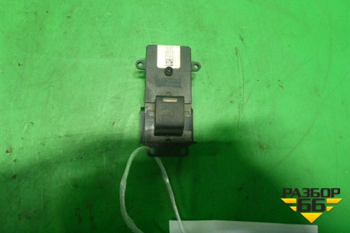 Кнопка стеклоподъёмника (задняя правая) для Honda CR-V(RE) с 2006-2012г