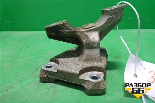 Кронштейн рулевой рейки (левый) для Honda CR-V(RE) с 2006-2012г