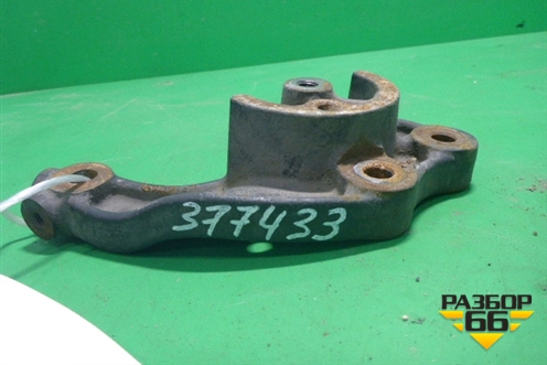 Кронштейн генератора  (DXI11) (21106963) для Renault  TRUCK Premium 2 с 2005-2013г