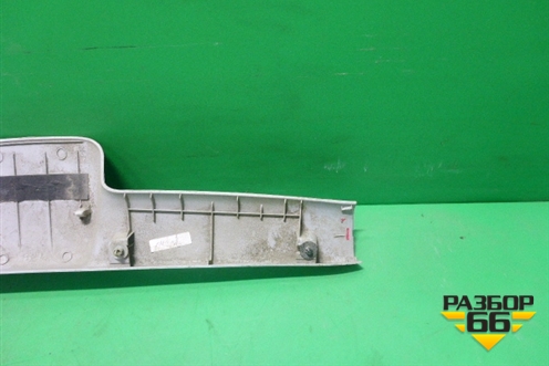 Обшивка двери багажника (верхняя) (84433SWA0030) для Honda CR-V(RE) с 2006-2012г