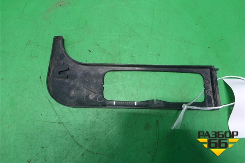 Накладка двери правой  (На рамку) (205580140) для Renault  TRUCK Premium 2 с 2005-2013г