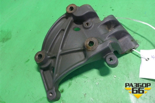 Кронштейн генератора  ( 10,8л DXI11) (21646251) для Renault  TRUCK Premium 2 с 2005-2013г