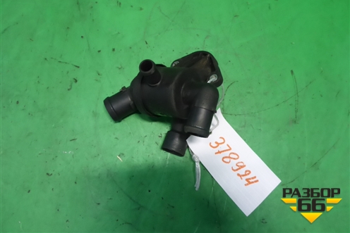 Корпус термостата (2.0л CLJ) (03L12111AE) для Volkswagen Tiguan с 2011-2016г