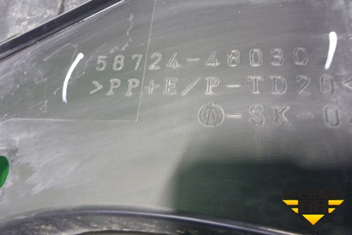 Защита антигравийная левая (задняя) (5872448030) для Lexus RX 300 c 2009-2015г