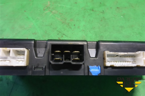 Блок электронный (управление сиденьем передним правым) (954553N250) для Hyundai Equus с 2010г