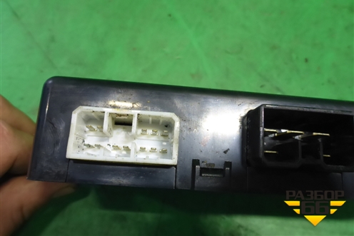 Блок электронный (управление сиденьем передним левым) (954503N550) для Hyundai Equus с 2010г