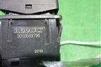 Кнопка (см фото) (5010589796) для Renault  TRUCK Premium 2 с 2005-2013г