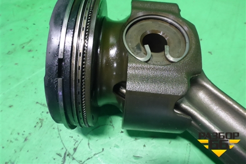 Поршень с шатуном ( DXI11) (Mahle) для Renault  TRUCK Premium 2 с 2005-2013г