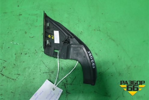 Накладка двери передней правой уголок (802924AA1A) для Nissan Almera G15 с 2012г