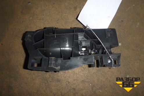 Ручка внутренняя двери задней левой для Citroen C4 Picasso c 2006-2014г