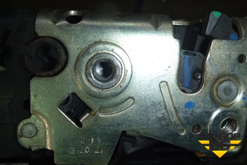 Замок двери задней правой для Citroen C4 Picasso c 2006-2014г