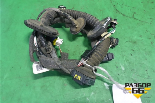 Проводка двери передней правой (под замок на 4 контакта) (241248500R) для Renault Megane 3 с 2008-2016г