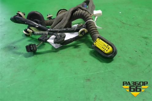 Проводка двери задней правой (под замок на 6 контактов) (241264627R) для Renault Megane 3 с 2008-2016г