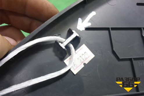 Накладка на торпедо (боковая левая) (689212078R) для Renault Megane 3 с 2008-2016г