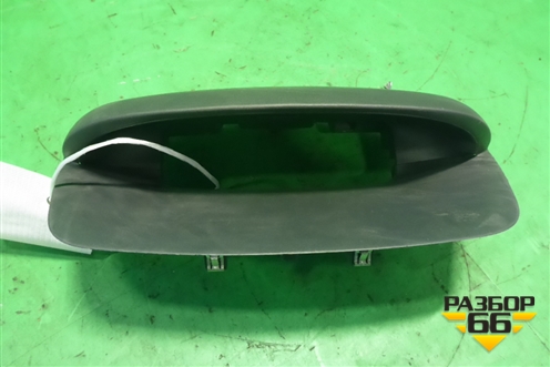 Накладка на торпедо (верхняя) (682706261R) для Renault Megane 3 с 2008-2016г