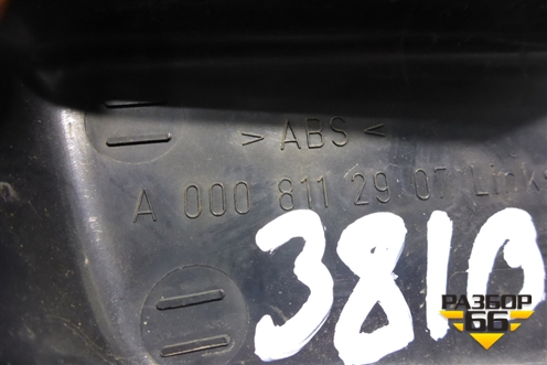 Накладка зеркала правого  (На верхнее крепление) (A0008112907) для Mercedes Benz  TRUCK Axor 2 с 2004г