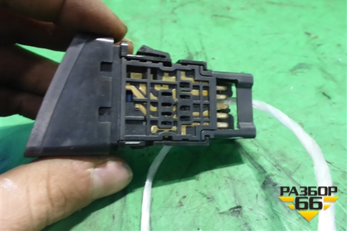 Кнопка аварийной сигнализации для Nissan Almera N16 с 2000-2006г