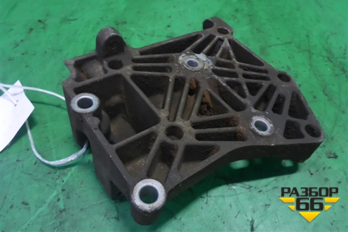 Кронштейн генератора (1.8л QG18) (11910BM700) для Nissan Almera N16 с 2000-2006г