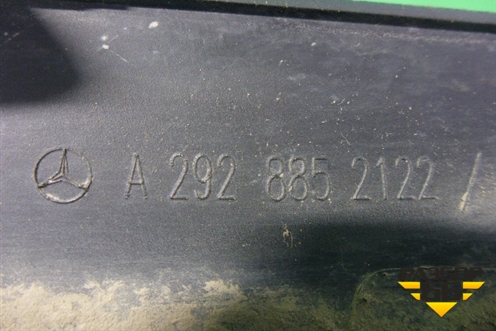 Накладка заднего крыла правого (A2928852122) для Mercedes Benz GLE-Klass (купе) C292 с 2015г