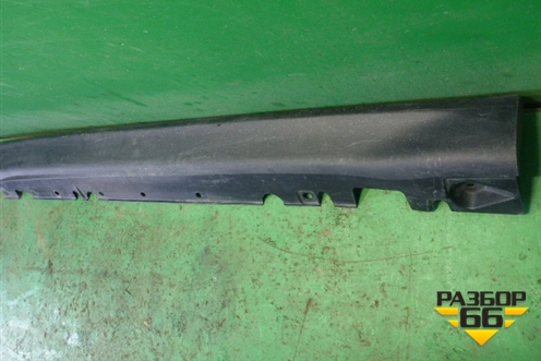 Накладка на порог наружная правая (51777191242) для BMW X5 E70 с 2007-2013г