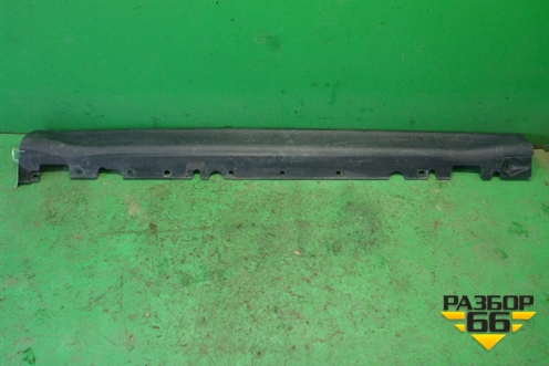 Накладка на порог наружная правая (51777191242) для BMW X5 E70 с 2007-2013г