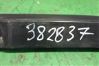 Кронштейн решетки стеклоочистителей (9671675380) для Peugeot 308 с 2007-2014г