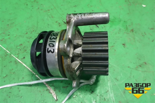 Насос водяной помпа ( 2.0л CLJ) (03L121011) для Volkswagen Tiguan с 2007-2011г