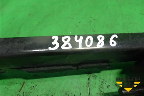 Кронштейн радиатора (охлаждения боковой правый) (21550EB30A) для Nissan Pathfinder (R51M) с 2004-2014г