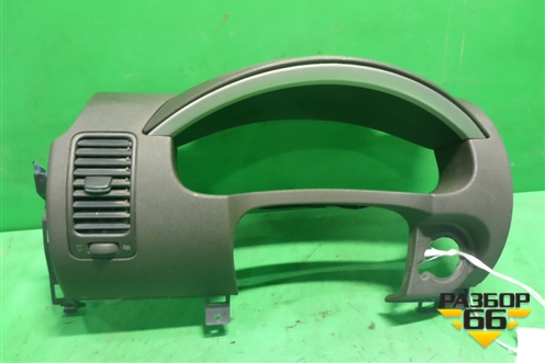 Накладка на щиток приборов (682355X10B) для Nissan Pathfinder (R51M) с 2004-2014г