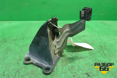 Кронштейн двигателя правый ( 2.5л YD25) (11232EB300) для Nissan Pathfinder (R51M) с 2004-2014г