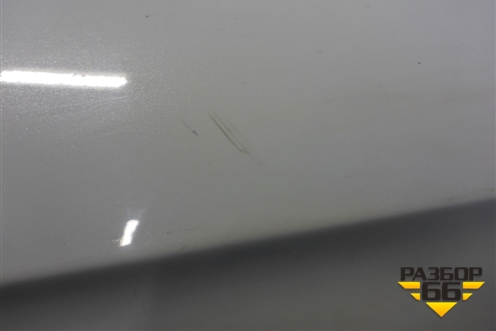 Накладка двери передней правой (после 2012г крашеная) (8R0853960L) для Audi Q5 c 2008-2017г (Ку 5)