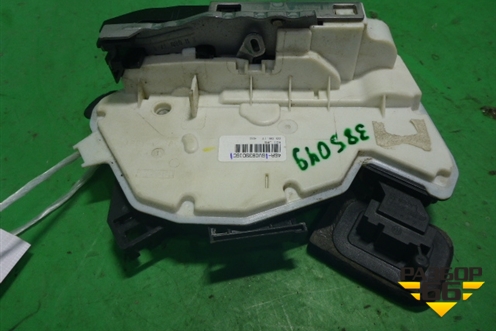 Замок двери задней правой (6V0839016C) для Skoda Superb с 2008-2015г