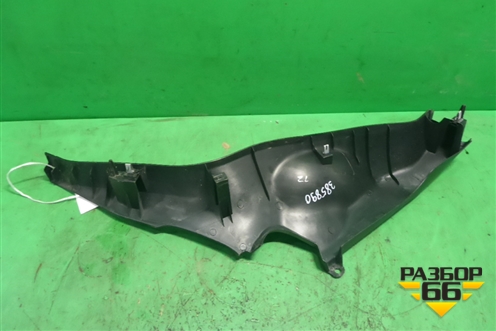 Обшивка стойки задняя нижняя левая (2N11N31017AGW) для Ford Fusion с 2002г