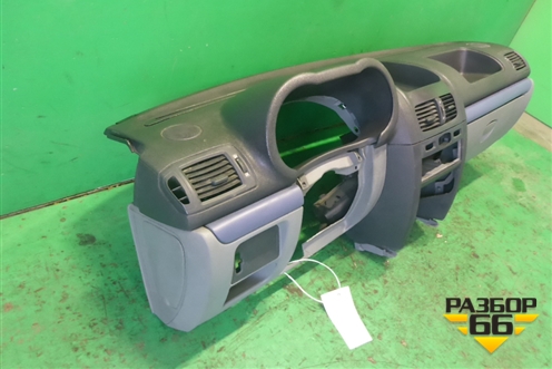 Торпедо не под AIR BAG (после 2001г) для Renault Clio с 1998-2002г