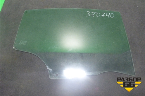 Стекло двери задней правой (седан) для Mazda Mazda 3 (BK) с 2003-2009г 