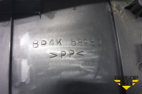 Обшивка двери багажника (BP4K68960) для Mazda Mazda 3 (BK) с 2003-2009г 