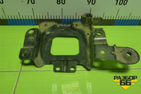 Кронштейн опоры КПП для Mazda Mazda 3 (BK) с 2003-2009г 