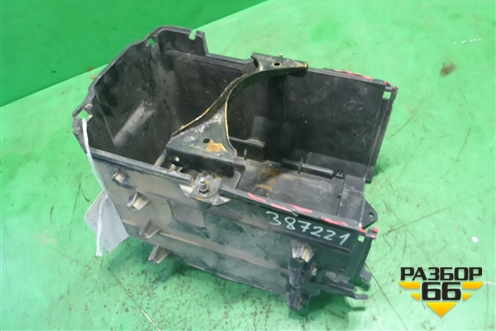 Ящик под аккумулятор (BP4K56040) для Mazda Mazda 3 (BK) с 2003-2009г 