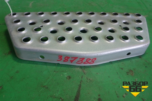 Подножка ступенька (нижняя) (81416142116) для MAN  TGS с 2007г