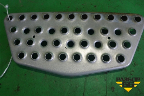 Подножка ступенька (нижняя) (81416142116) для MAN  TGS с 2007г