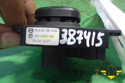 Переключатель регулировки зеркал (BJ0E66600) для Mazda Mazda 3 (BK) с 2003-2009г 