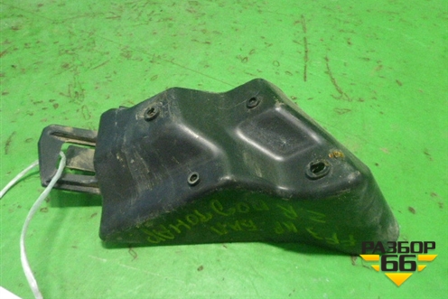 Кронштейн заднего бампера правый (под фонарь седан) (BM51F17A881A) для Ford Focus 3 с 2011г