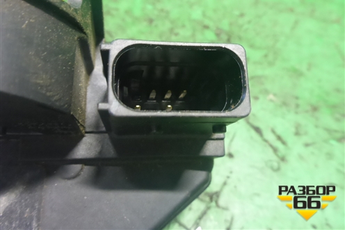 Замок двери задней левой (5 контактов) (13579545) для Chevrolet Aveo (Т300) с 2011г