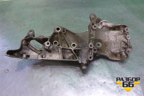 Кронштейн генератора (1.4л K7JA710) (8200169566) для Renault Logan с 2004-2015г