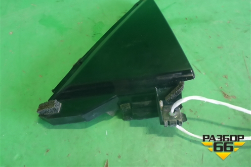 Накладка двери задней правой (уголок) (6748748041) для Lexus RX 300 c 2009-2015г