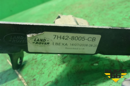 Кронштейн масляного радиатора (7H428005CB) для Land Rover Range Rover 3 с 2002-2012г