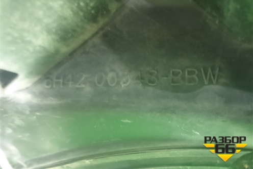 Решетка стеклоочистителей (6H4200348BBW) для Land Rover Range Rover 3 с 2002-2012г
