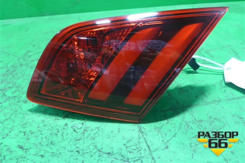 Фонарь задний внутренний правый (хетчбэк) (9677818280) для Peugeot 308 с 2014г